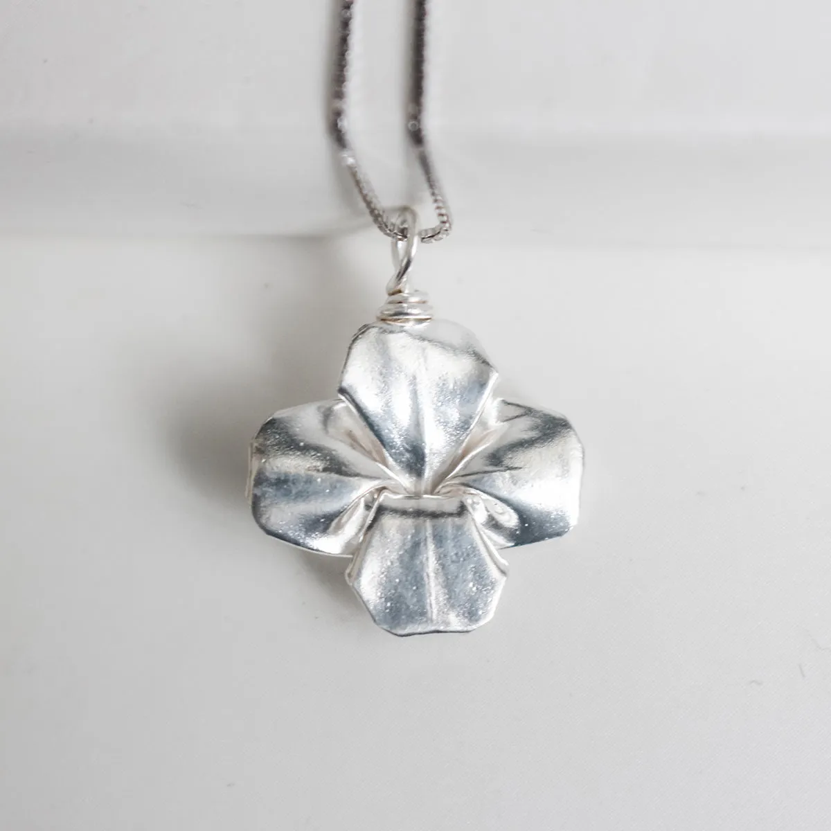 925 Silver Origami Clover Necklace