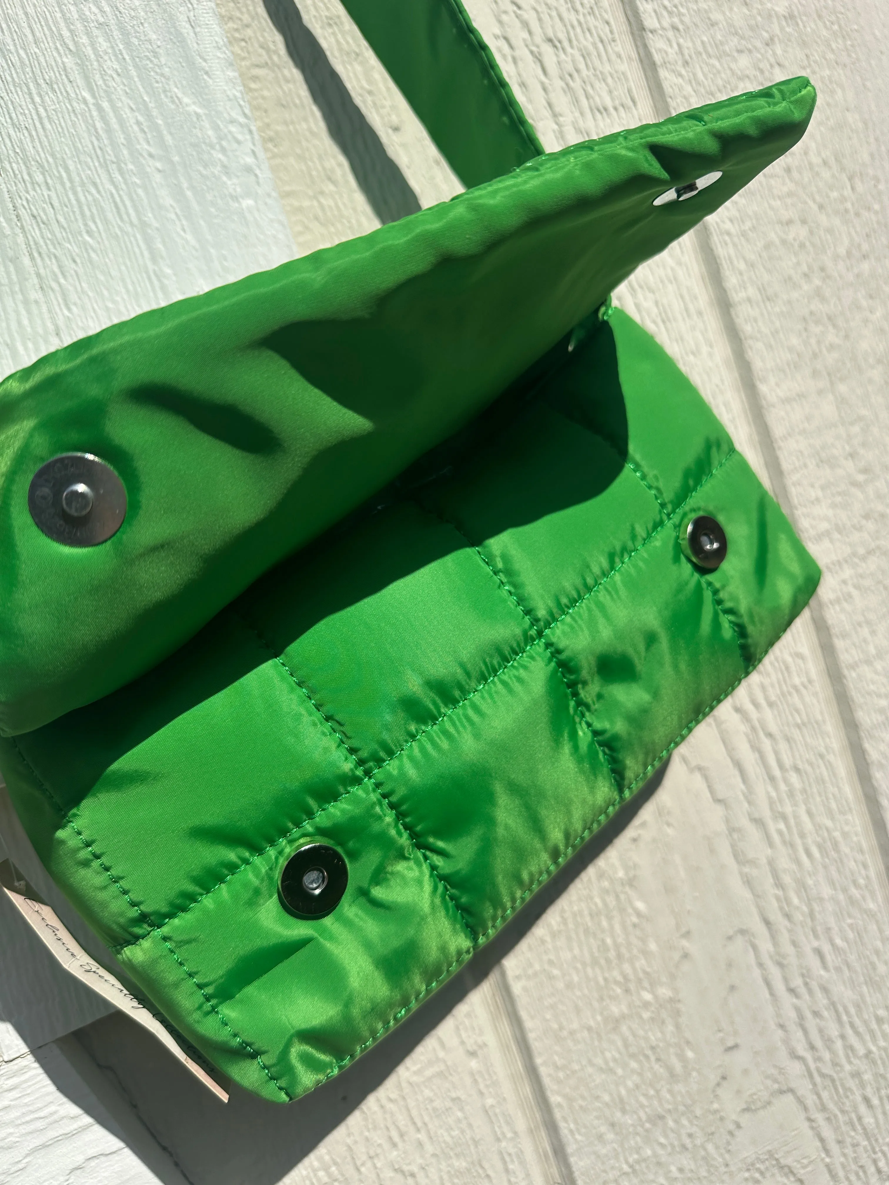 Buckle Up Bag - Green
