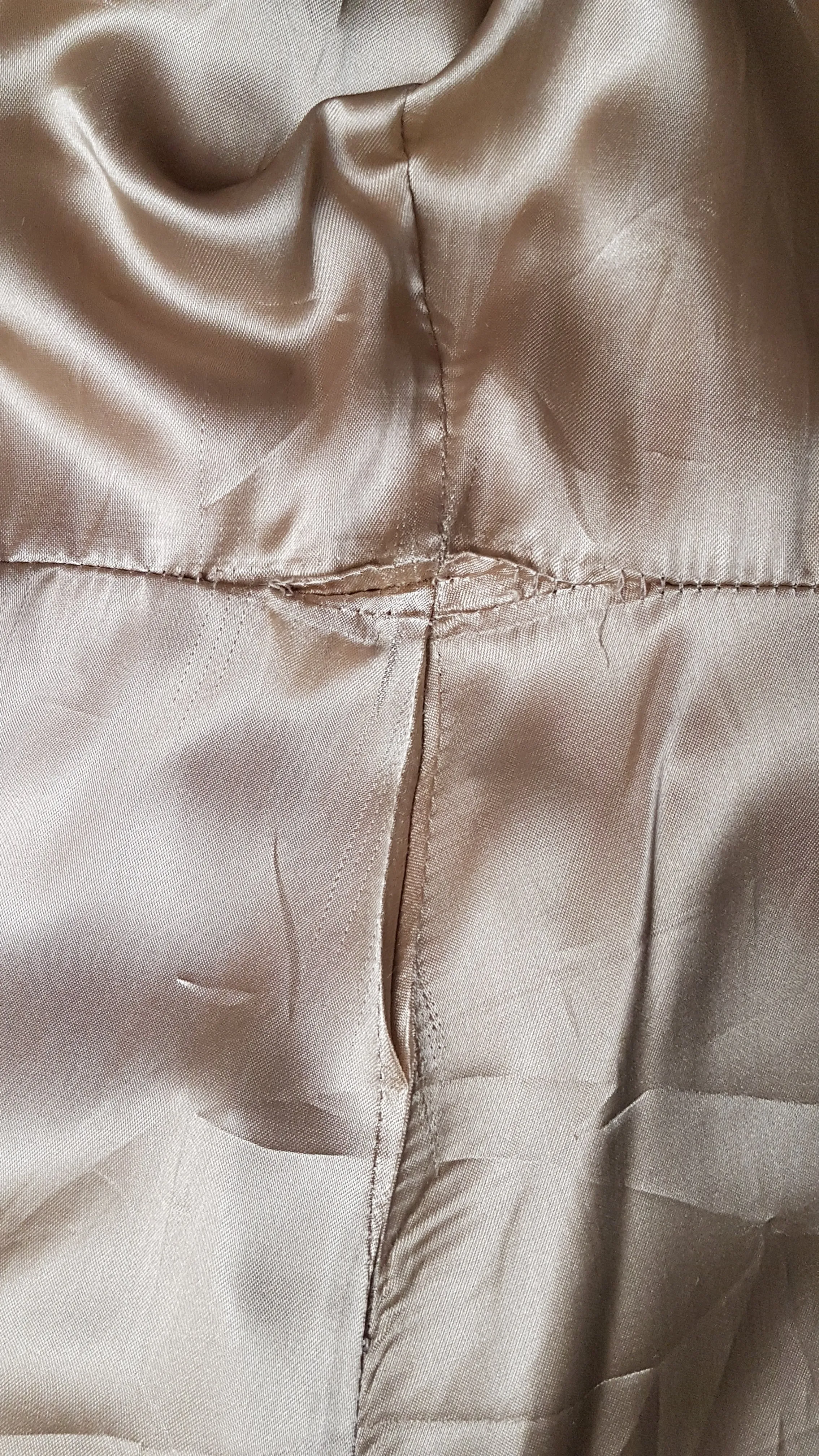 Vintage 70's | Beige/Sand Leather Belted Trench Coat